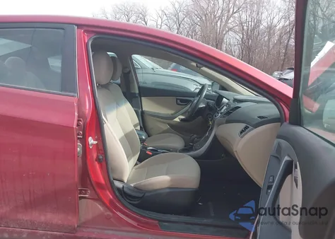 2014 Hyundai Elantra Se z USA, uszkodzony, nr VIN 5NPDH4AE2EH495663